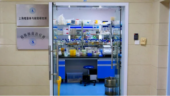 用病毒治病，他们会是后抗生素时代的希望吗？ · 配图